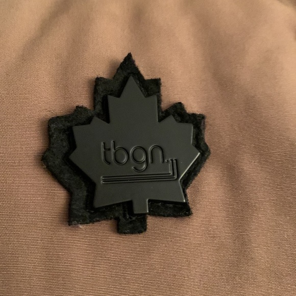 NWT Toboggan parka winter coat for -30*c weather women in Tan size S chest 40” - Picture 10 of 12